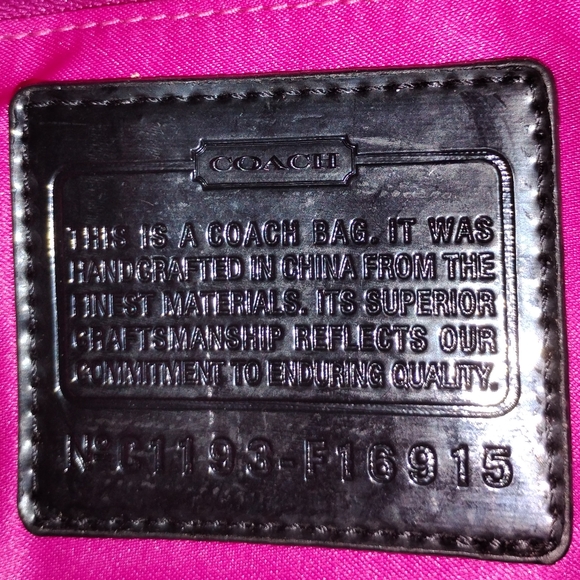 (NWT) Vintage COACH® Daisy Floral Graffiti Messenger Bag - Multicolor - Picture 16 of 16